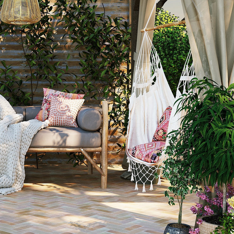 A Guide to Using Tiles Outdoors