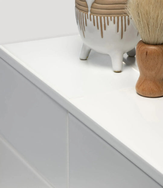 10mm White Metal Tile Trim - 2.5m