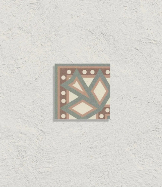 1860 Braid Corner 7.5cm x 7.5cm - Out