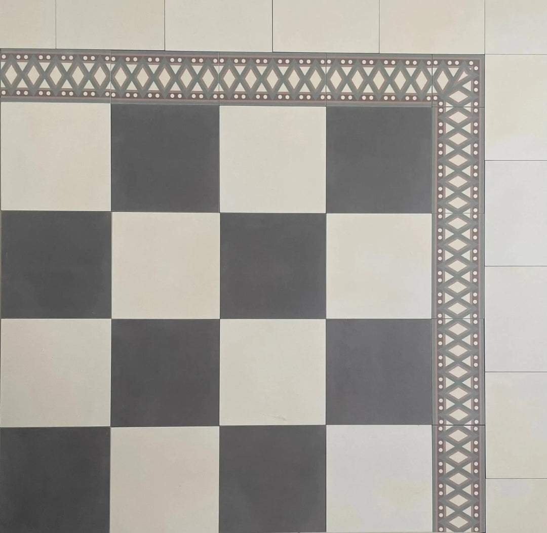 1860 Charcoal 15cm x 15cm - Out