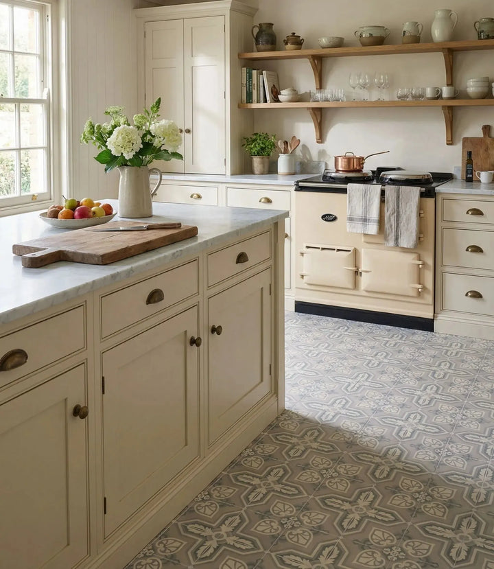 1860 Clifton 15cm x 15cm