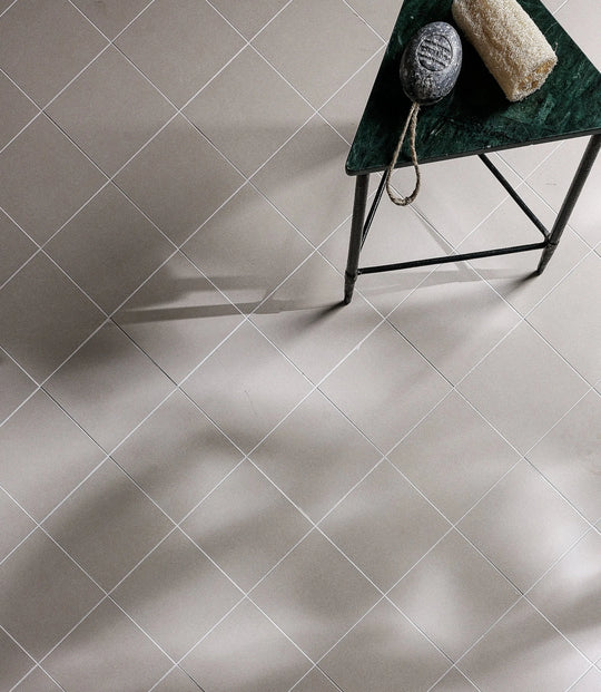 1860 Dapple Ecru 15cm x 15cm