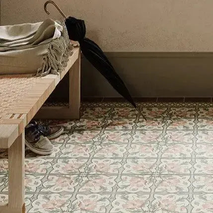 1860 St. Albans Poppy 15cm x 15cm