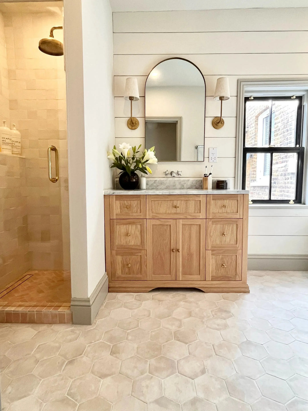 Country Hexagon White Terracotta 14cm x 16cm