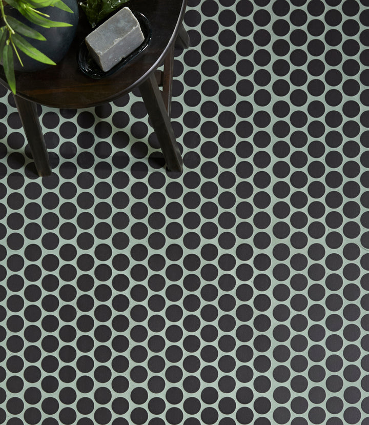 Disc Black 30.9cm x 30.9cm - Clearance