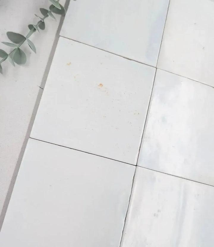 Essence Blue 12.5 x 12.5cm