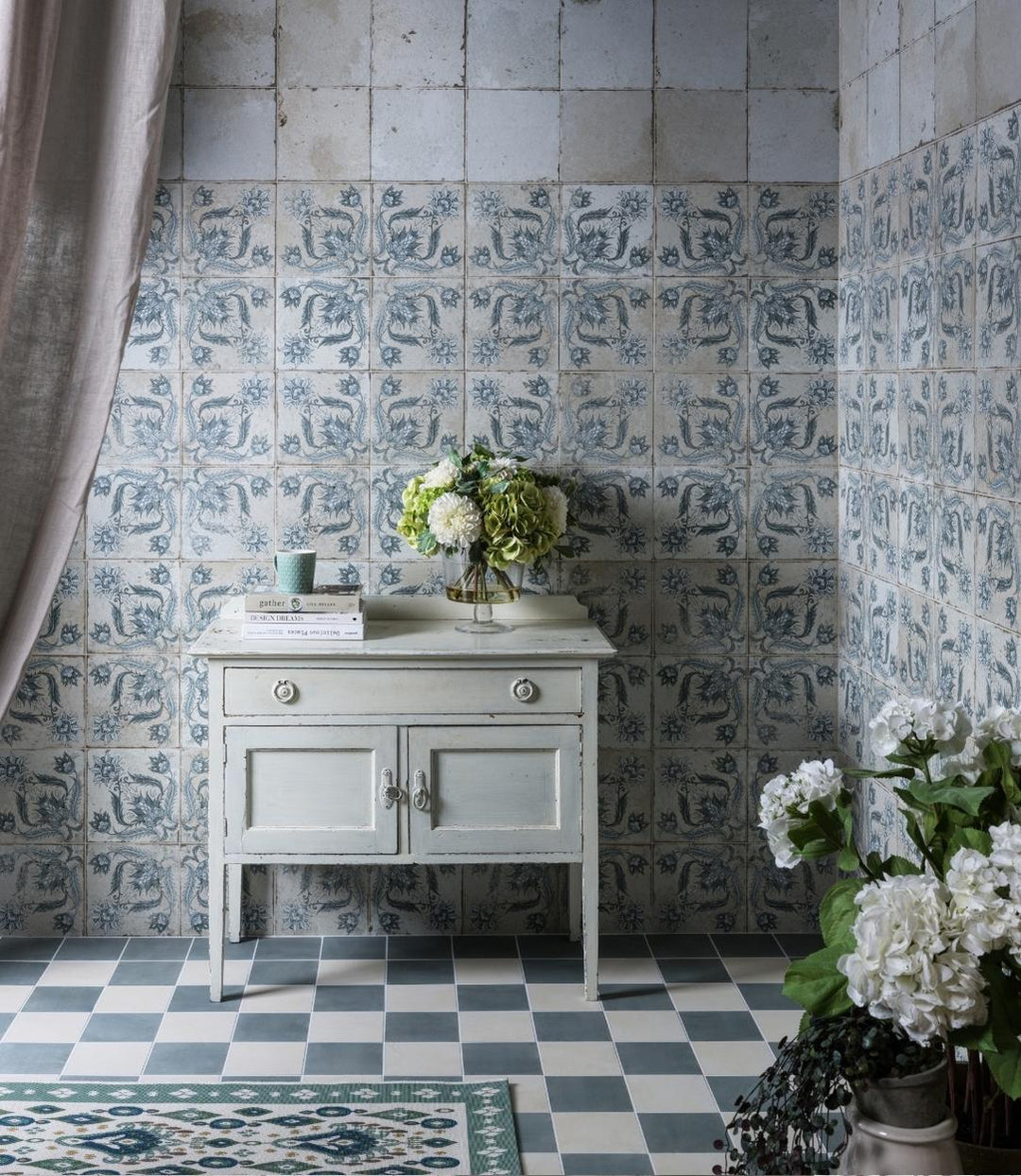 Evelyn Blue 45cm x 45cm