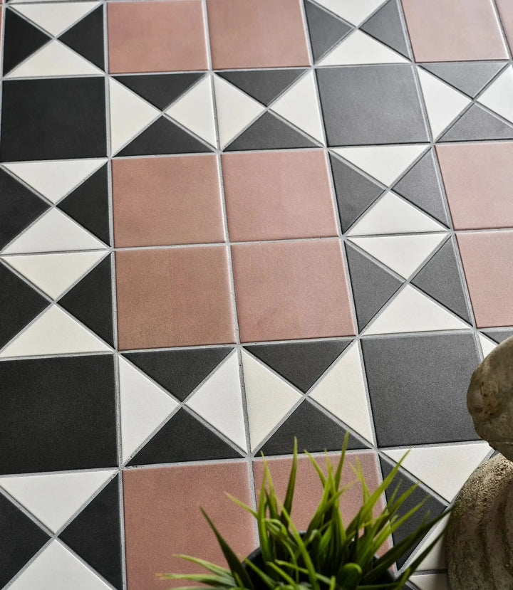 Guildhall Terracotta 28cm x 28cm