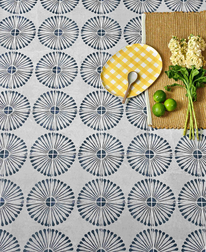 Curated Havana Nights Fan Navy 20cm x 20cm - Out