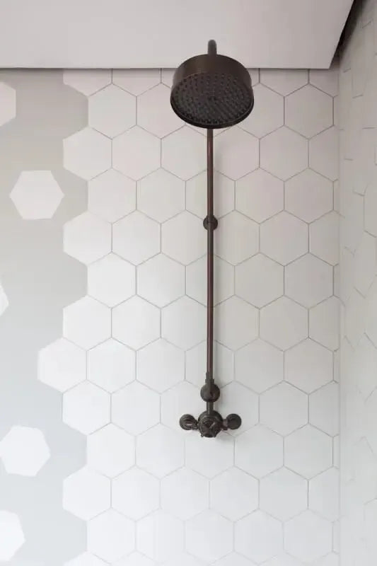 Hexagon Studio White 17.5cm x 20cm