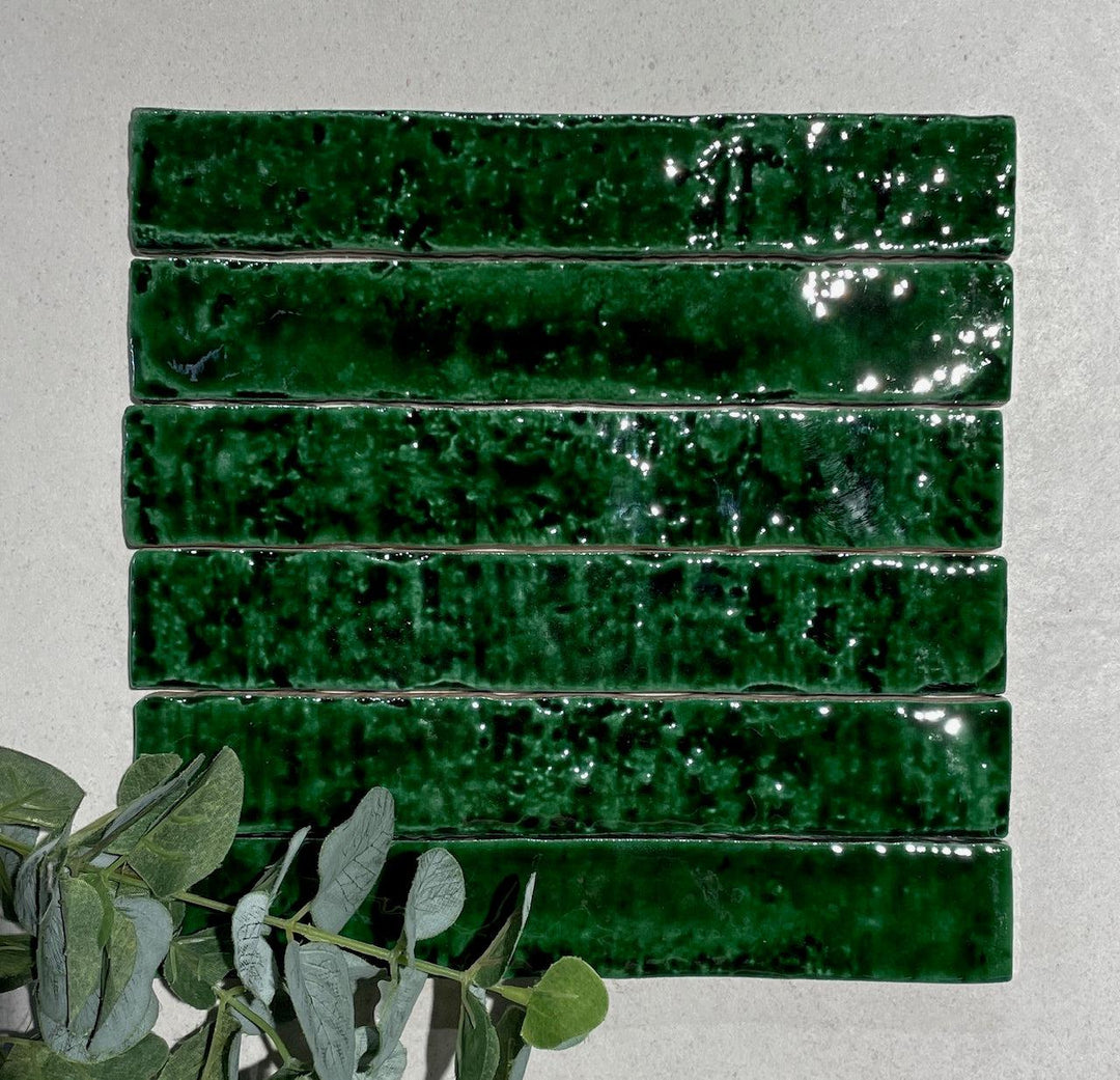 RAPTURE CRACKLE EMERALD GREEN 3.8 x 23.5cm