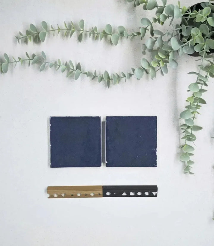 12mm-l-shape-aluminium-matt-brass-tile-trim-2-5m-length, 12mm-l-shape-matt-grey-tile-trim-2-5m-length, kerakoll-fugabella-color-grout-10-dark-grey-3kg | Baked Tiles