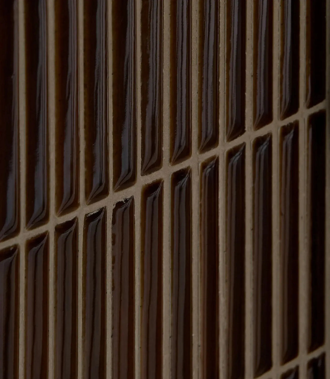 kitkat lustre caramel 29 5cm x 28 4cm