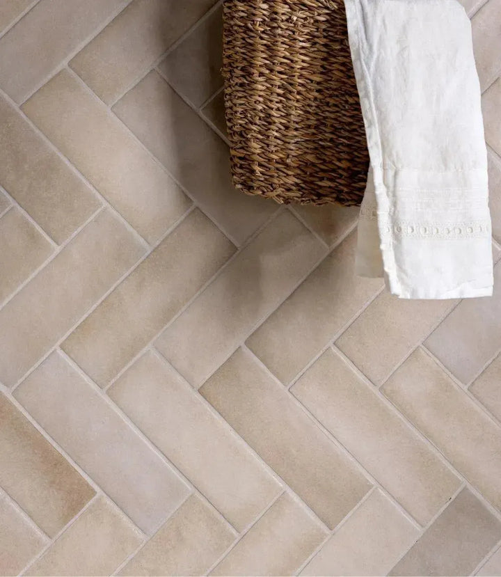 Lava Cream 6.5cm x 20cm