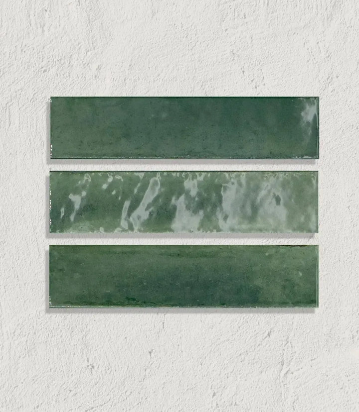 Lustrous Nouveau Irish Green 23.7cm x 5.7cm