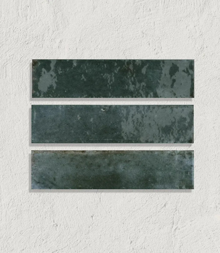 Lustrous Nouveau Navy 23.7cm x 5.7cm