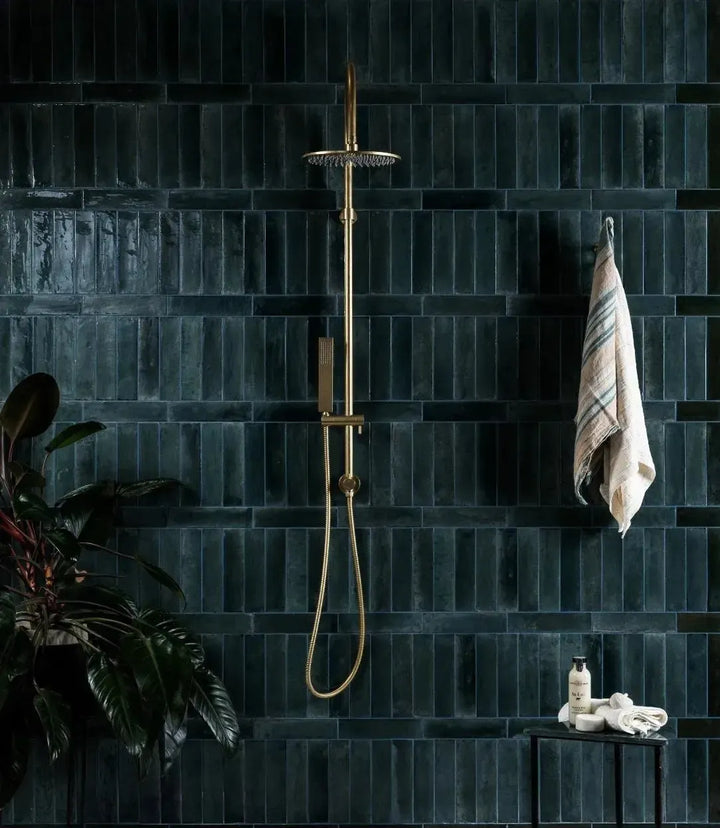 Lustrous Nouveau Navy 23.7cm x 5.7cm