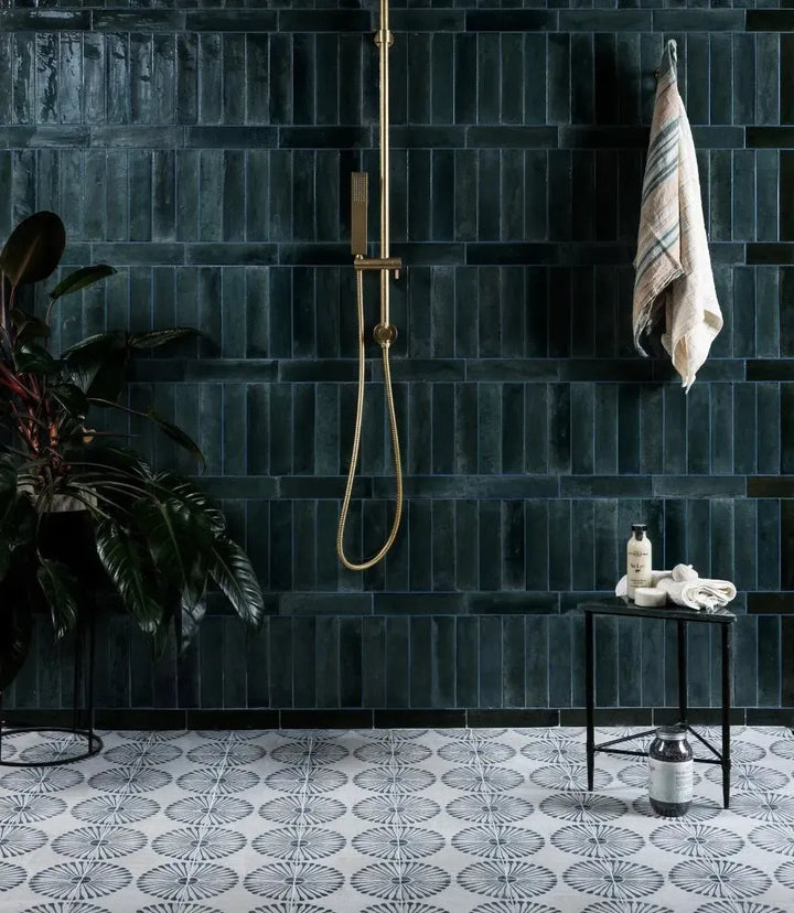 Lustrous Nouveau Navy 23.7cm x 5.7cm