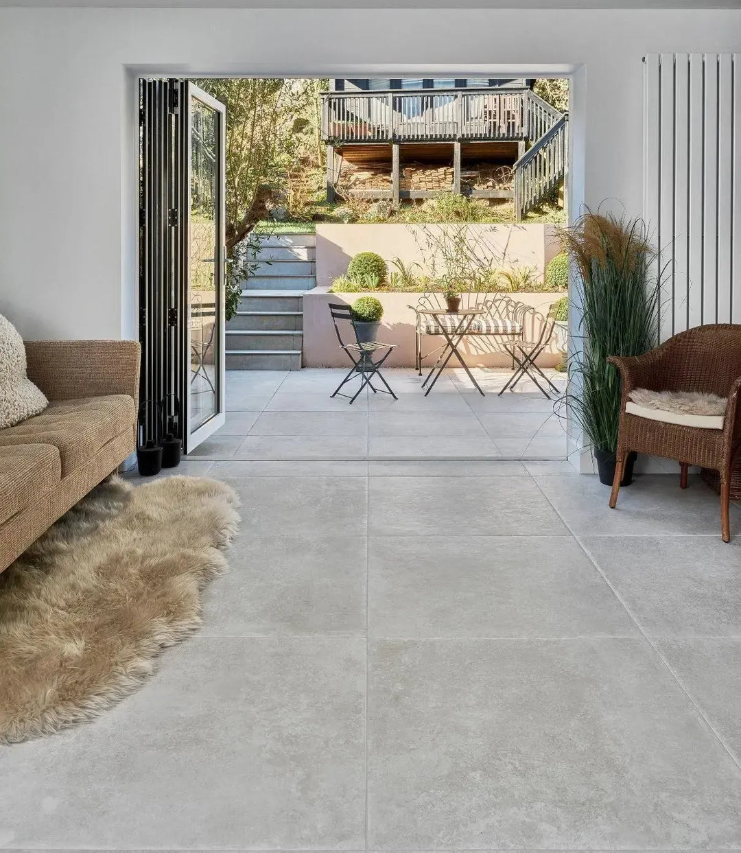 manor house antique limestone white 60cm x 60cm