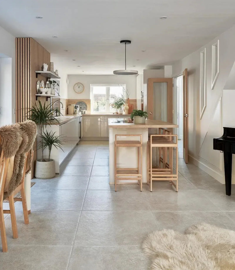 manor house antique limestone white 60cm x 60cm