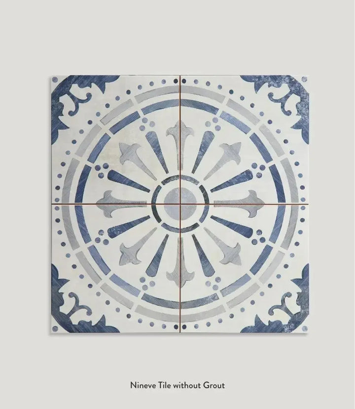 Curated Nineve 45cm x 45cm