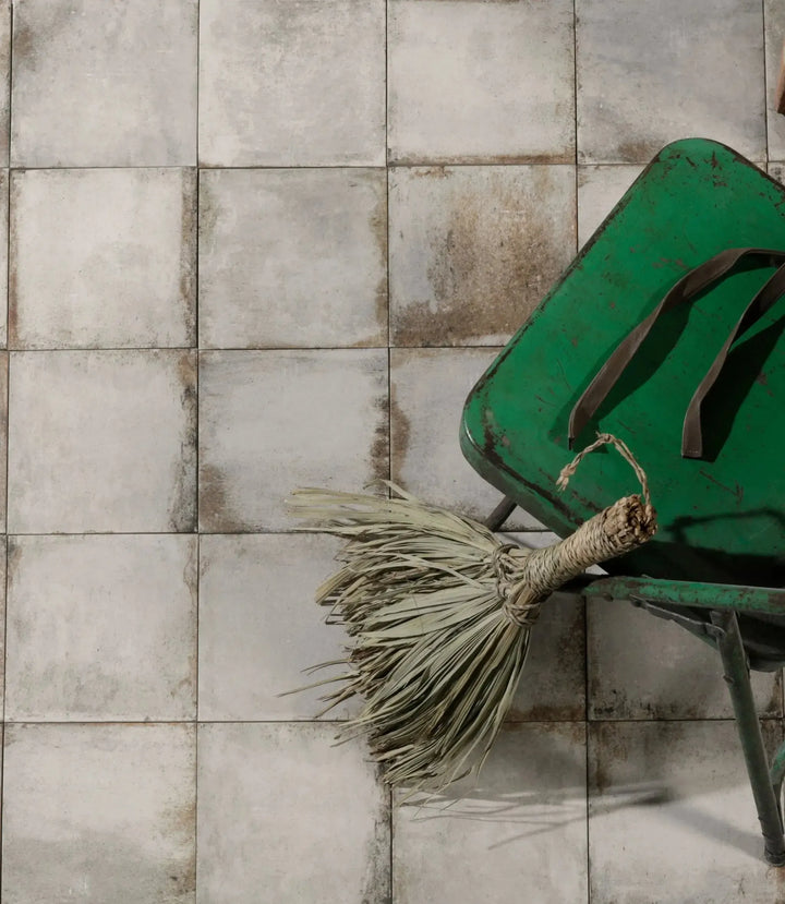 Parterre Square White 22.5cm x 22.5cm