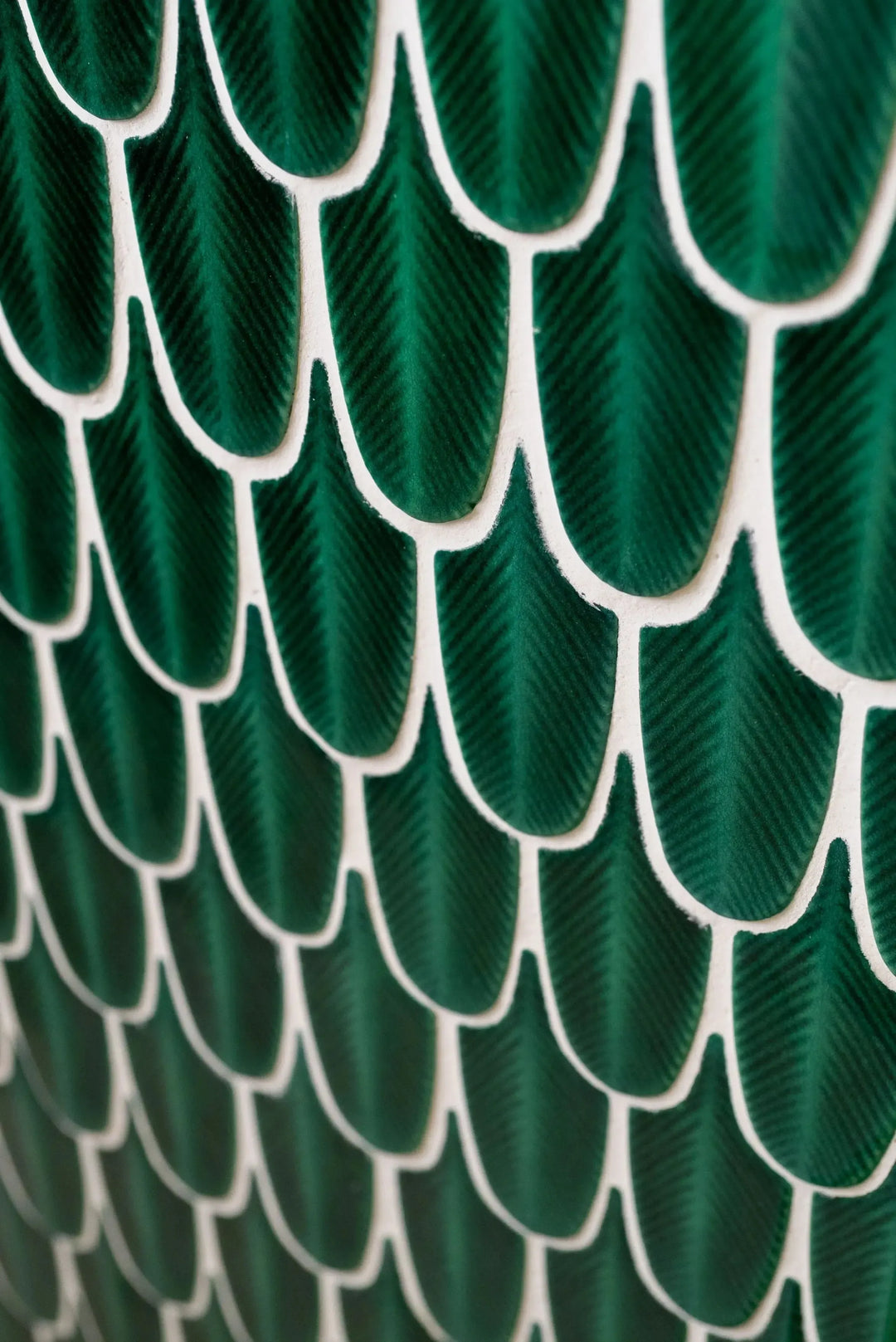 Curated Plume Emerald 30.5cm x 30cm