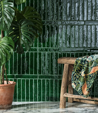 rapture crackle emerald green 3 8 x 23 5cm