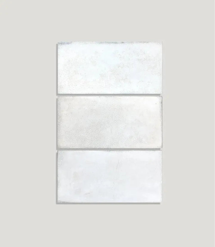 Reminiscent 15cm x 30cm White