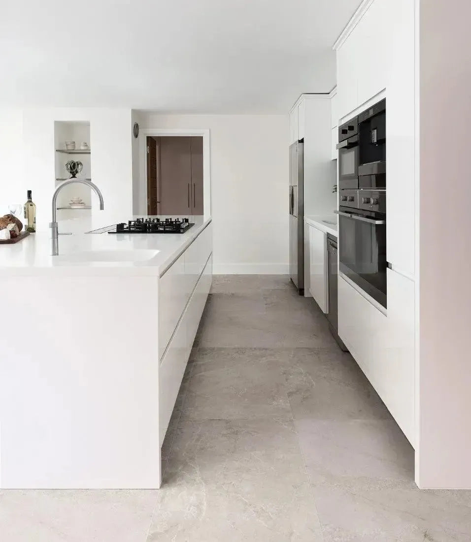 Curated Stream Gris 120cm x 60cm