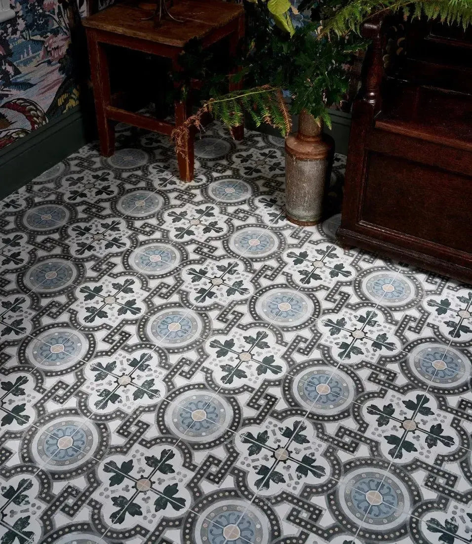 Curated Sulis 45cm x 45cm