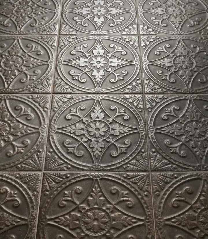 Tin Tile Dark 33cm x 33cm