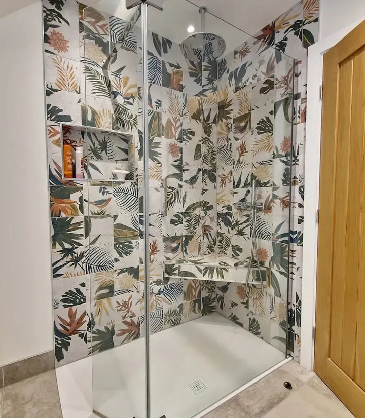 Tropical Stone Decor 20cm x 20cm