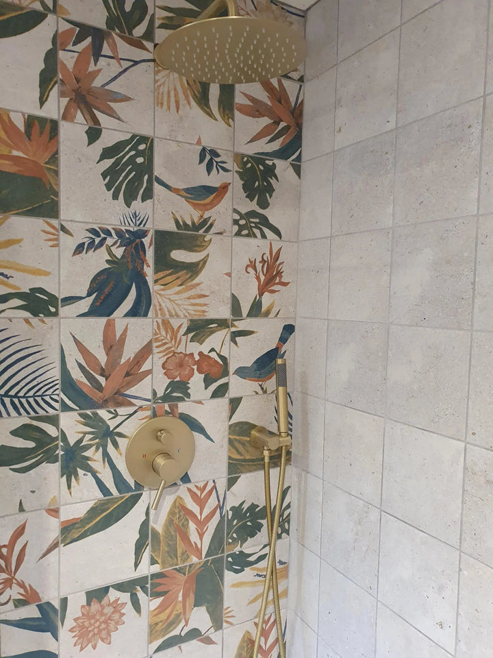 Tropical Stone Decor 20cm x 20cm