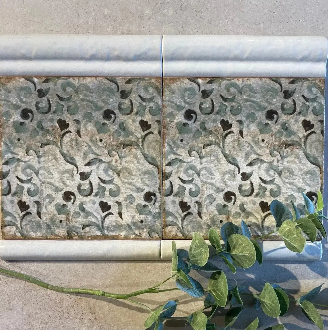 Tuscany Faded Floral Base 20cm x 20cm