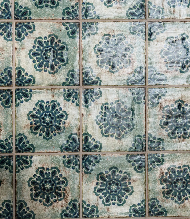 Tuscany Flower Decor 20cm x 20cm