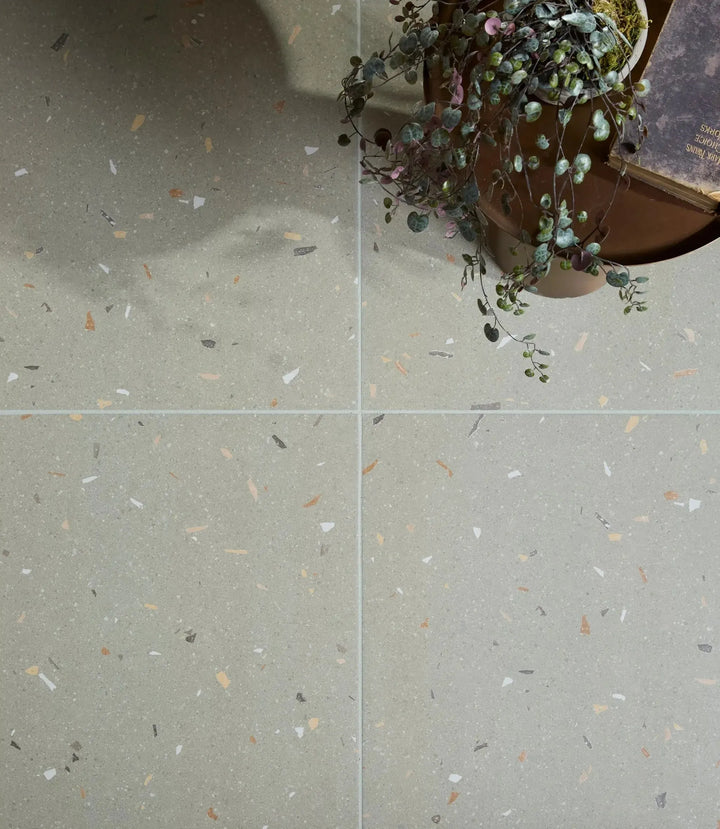 Twin Palms Green 60cm x 60cm