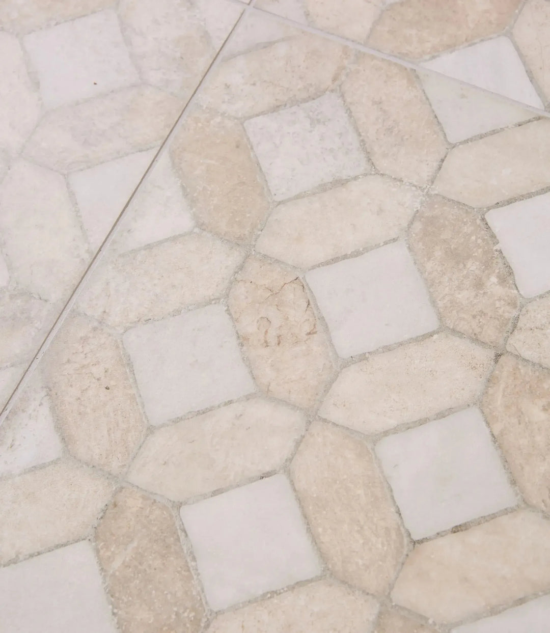 villa romana crema 60cm x 60cm