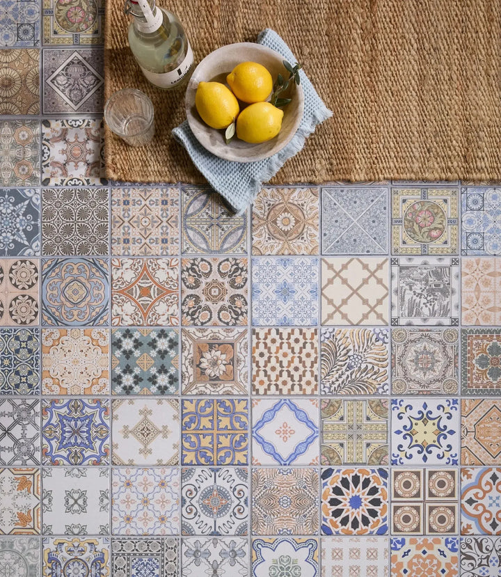 Vintage 44.2 cm x 44.2 cm