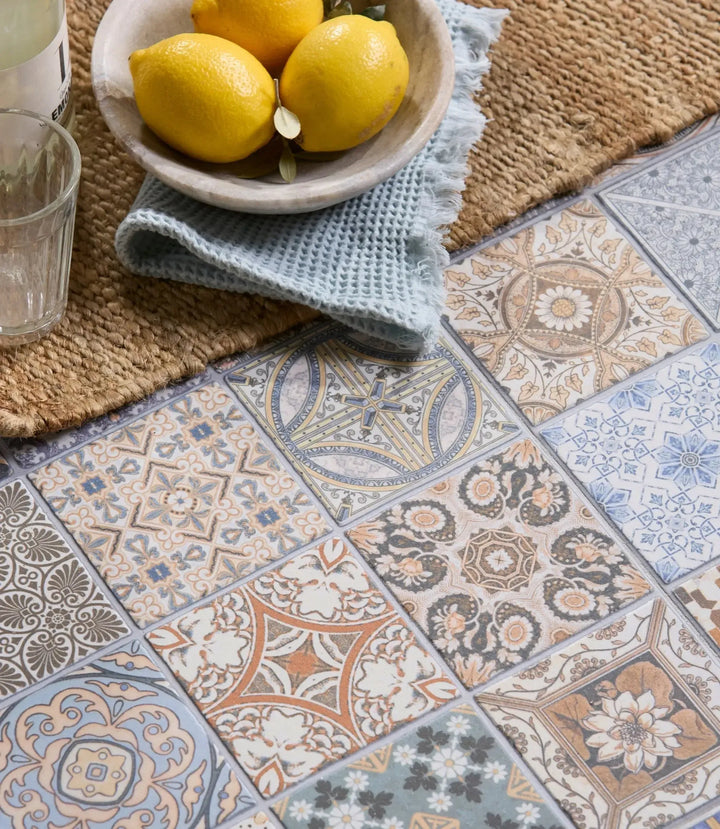 Vintage 44.2 cm x 44.2 cm