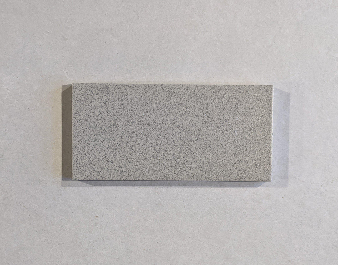 Roben Light Grey 19.8 x 9.6cm - Mixed Batches